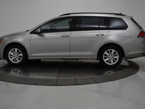 Used 2016 Volkswagen Golf S FWD image 17