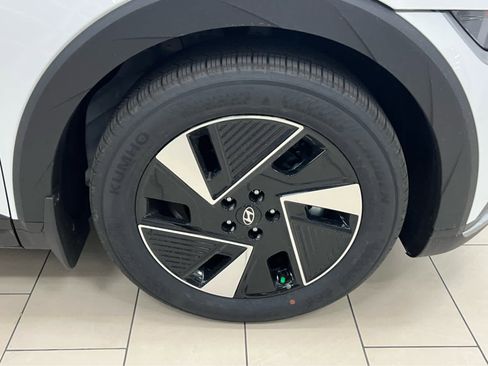 New 2026 Hyundai Ioniq 5 SE image 15