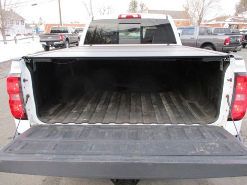 Used 2017 Chevrolet Silverado 2500 High Country image 8