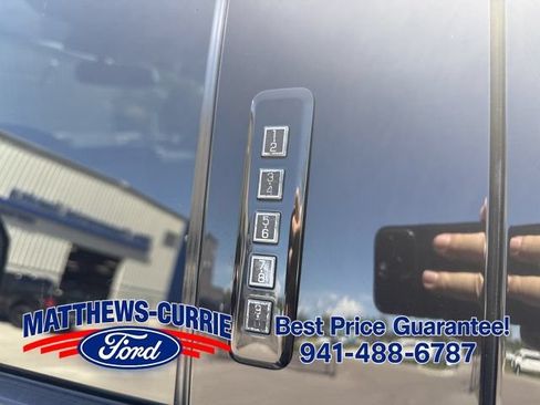 Used 2023 Ford F250 Lariat AWD/4WD image 9