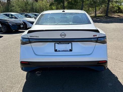 New 2026 Nissan Sentra SR w/ Floor Mat Package FWD image 3