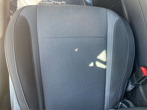 Used 2016 Dodge Challenger SXT RWD image 33