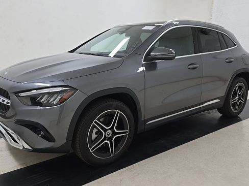 Used 2026 Mercedes-Benz GLA 250 w/ Sun & Sound Package image 2