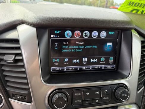 Used 2020 Chevrolet Suburban Premier image 15