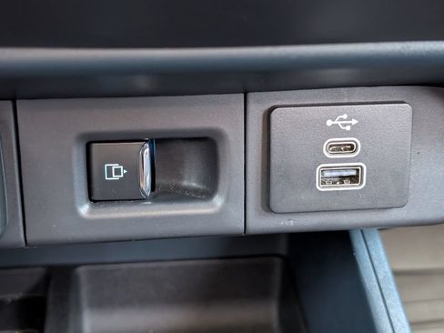 Used 2025 Ford Maverick Lobo AWD/4WD image 20