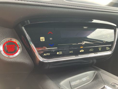 Used 2020 Honda HR-V EX image 18