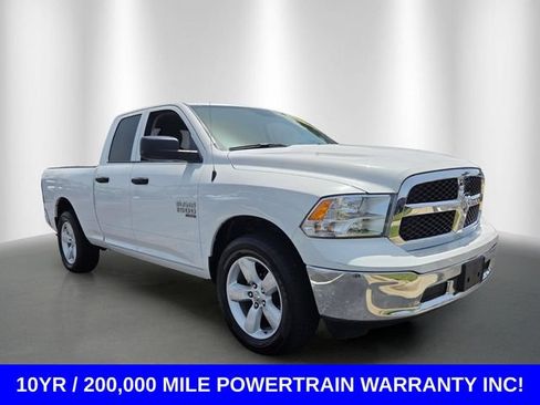 Used 2024 RAM 1500 Classic SLT AWD/4WD image 7