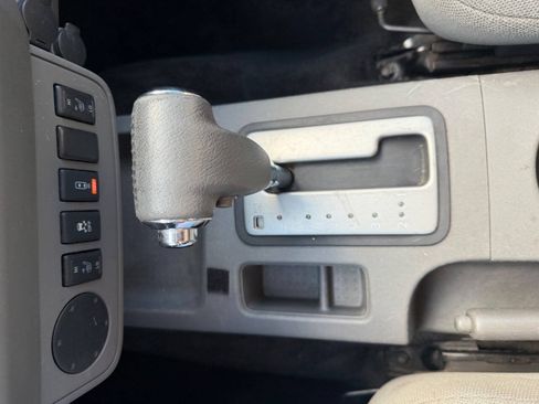 Used 2016 Nissan Frontier SV w/ SV Value Truck Package RWD image 24
