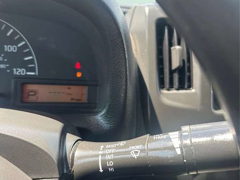 Used 2015 Nissan NV200 SV w/ Technology Package FWD image 21