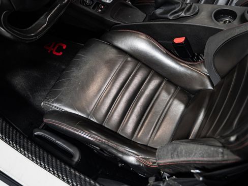 Used 2018 Alfa Romeo 4C Spider image 18