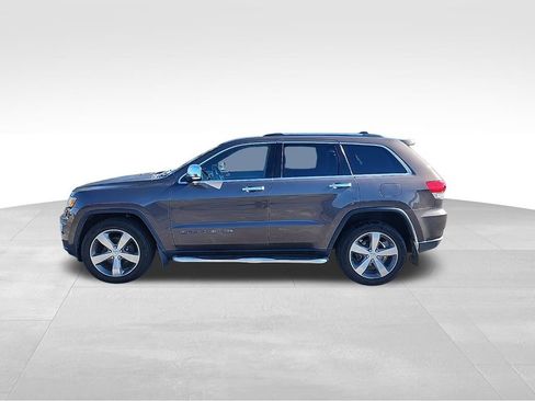 Used 2017 Jeep Grand Cherokee Limited image 16