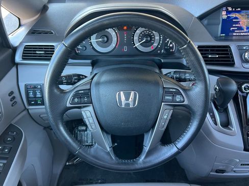 Used 2014 Honda Odyssey Touring Elite image 13