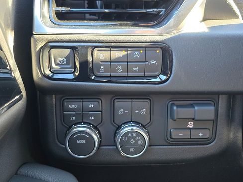 New 2026 GMC Yukon Denali w/ Advanced Technology Package AWD/4WD image 20