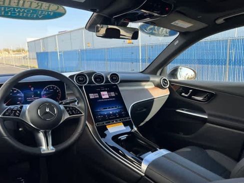 Certified 2025 Mercedes-Benz GLC 300 image 15