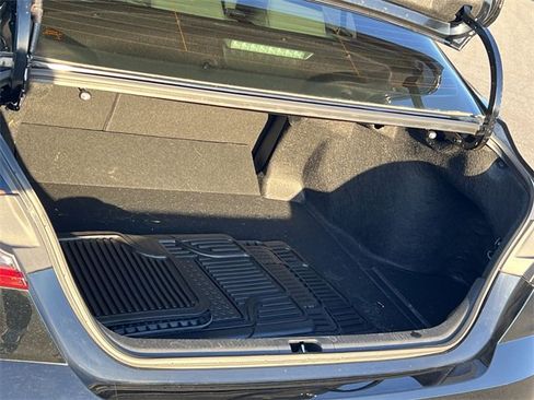 Used 2025 Toyota Camry SE image 32