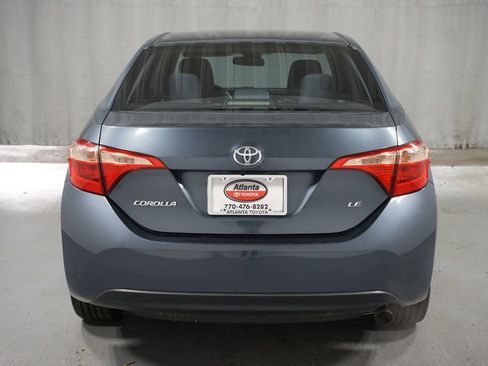 Used 2018 Toyota Corolla LE FWD image 7