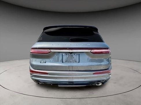 New 2024 Lincoln Corsair AWD w/ Equipment Group 102A image 5