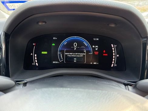 Used 2025 Toyota Camry LE image 24