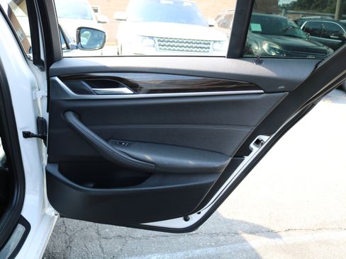 Used 2020 BMW 530i xDrive w/ Convenience Package image 41