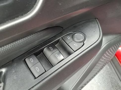 Used 2025 Chevrolet Equinox EV LT w/ Comfort Package FWD image 12