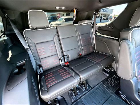 Used 2026 GMC Yukon AT4 Ultimate w/ LPO, Floor Liner Package AWD/4WD image 26