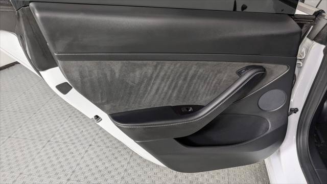 Used 2021 Tesla Model 3 Standard Range Plus RWD image 14