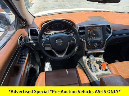 Used 2016 Jeep Grand Cherokee Summit w/ Platinum Series Group image 29