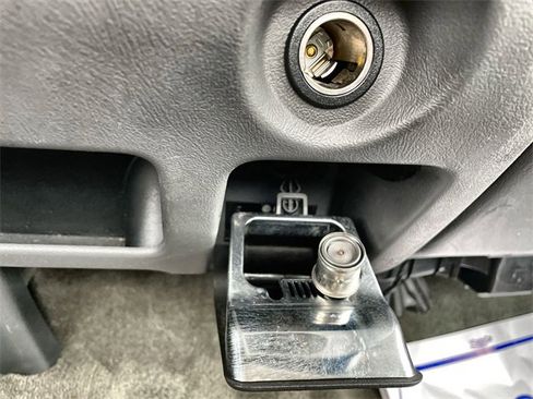 Used 2004 Chevrolet Silverado 1500 4x4 Regular Cab image 17