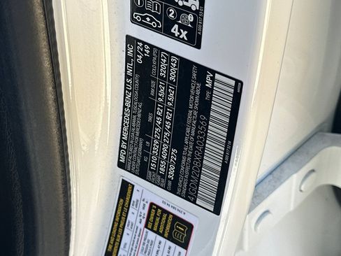 Certified 2024 Mercedes-Benz EQS 450+ SUV image 29
