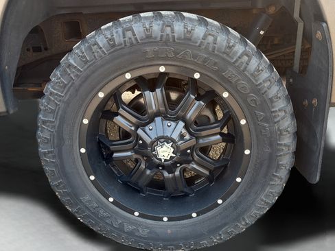 Used 2017 Ford F150 XL w/ Equipment Group 101A Mid AWD/4WD image 24