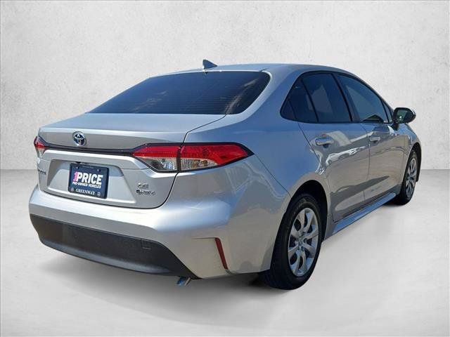 Used 2025 Toyota Corolla LE FWD image 5
