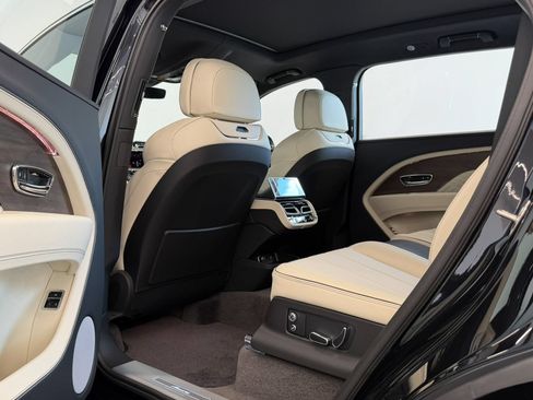 New 2026 Bentley Bentayga Extended Wheelbase AWD/4WD image 51