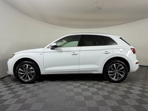 Used 2024 Audi Q5 2.0T Premium Plus AWD/4WD image 2