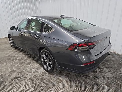 Used 2023 Honda Accord EX image 9