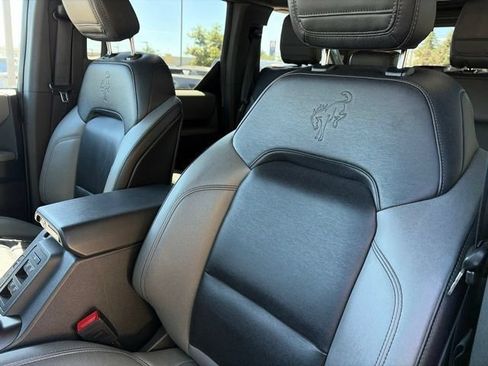 Used 2023 Ford Bronco Black Diamond w/ Sasquatch Package AWD/4WD image 13
