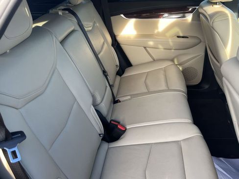 Used 2019 Cadillac XT5 Luxury image 20
