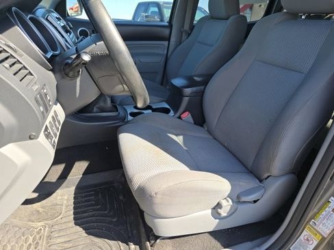 Used 2012 Toyota Tacoma 4x4 Double Cab image 14