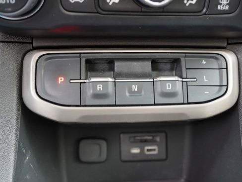 Certified 2023 GMC Acadia Denali w/ Denali Ultimate Package image 31