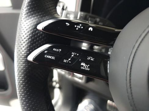 Used 2025 Mercedes-Benz G 550 image 11