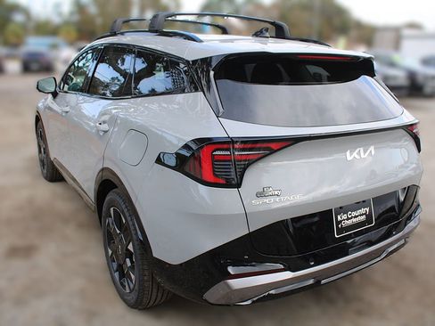 New 2026 Kia Sportage SX FWD image 12