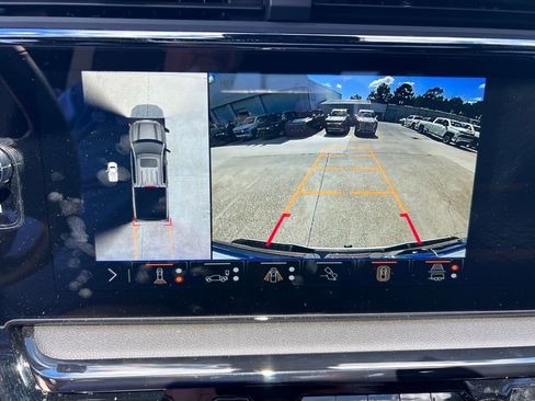 Certified 2025 GMC Sierra 1500 AT4 w/ AT4 Premium Package image 23