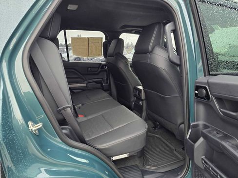 Certified 2025 Toyota 4Runner TRD Off-Road Premium image 15