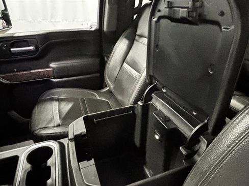 Certified 2023 GMC Sierra 3500 Denali w/ Denali Black Diamond Edition image 37