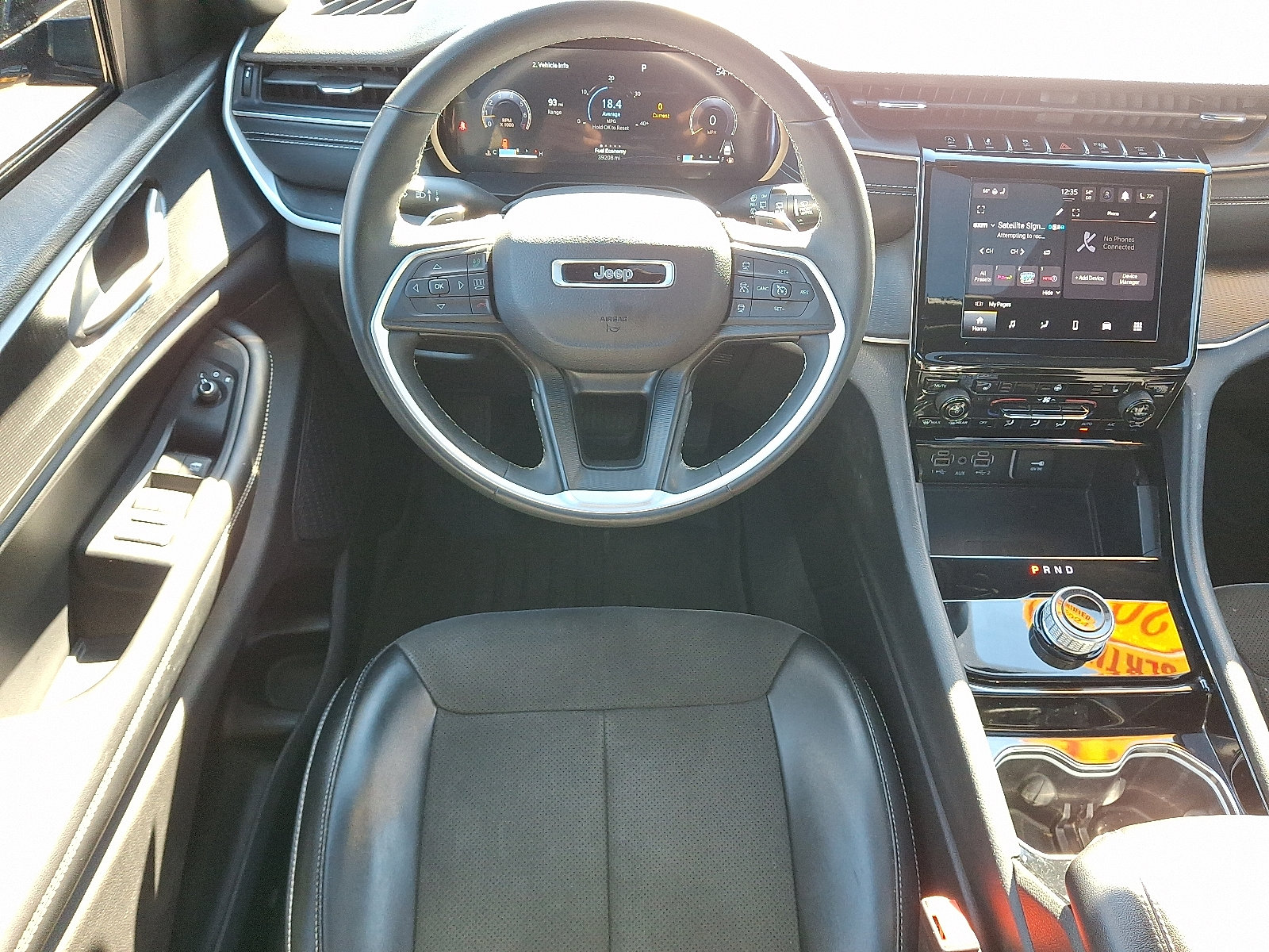 Certified 2023 Jeep Grand Cherokee Altitude AWD/4WD image 11