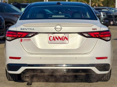 Used 2025 Nissan Sentra SR w/ SR Premium Package image 6