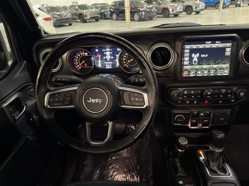 Used 2021 Jeep Wrangler Unlimited Sahara w/ Uconnect 4C Nav & Sound Group AWD/4WD image 27