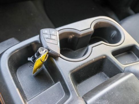 Used 2024 GMC Sierra 1500 SLT image 23