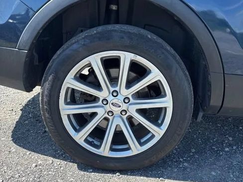 Used 2017 Ford Explorer Limited w/ Equipment Group 301A AWD/4WD image 19