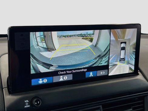 New 2026 Honda Pilot TrailSport image 6