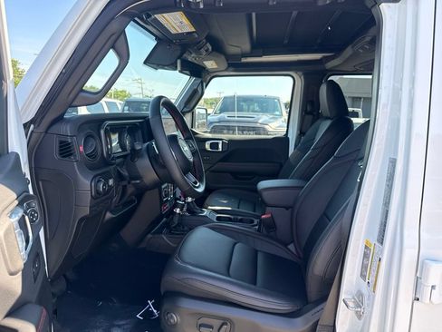 New 2026 Jeep Wrangler Unlimited Rubicon 392 w/ Quick Order Package 27X Moab AWD/4WD image 17